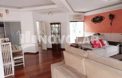 Luxo e conforto no jardim frança: imóvel reformado, 3 suítes, piscina e vagas para 7 veículos