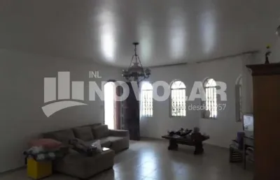 Sobrado amplo com 3 dormitórios em santana. agende sua visita e conheça.