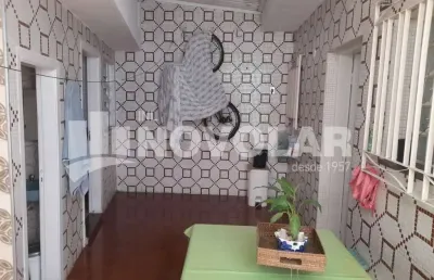 Sobrado com 189 metros quadrados de área total, vila maria