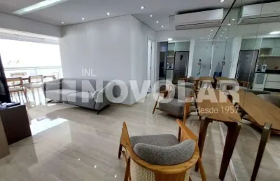 Apartamento na aclimação- 2 dormitórios sendo 1 suíte e 2 vagas