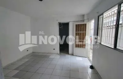 Casa térrea com 1 dormitório na região da vila sabrina
