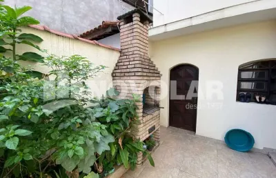 Sobrado à venda na vila guilherme | 221m² | 3 dormitórios (1 suíte) | 2 vagas | ótima localização