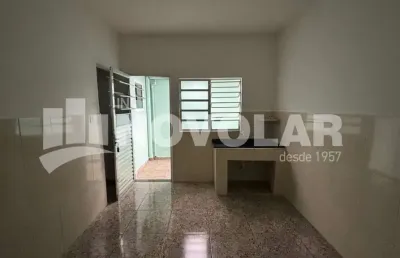 Casa térrea 1 dormitório para alugar no jardim brasil ? 36m² e quintal
