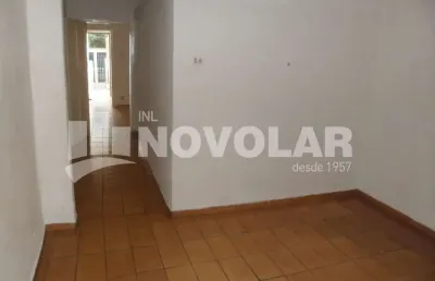Casa com 2 quartos para alugar na Vila Medeiros, São Paulo 