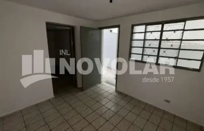 Casa térrea 1 dormitório para alugar na vila maria ? 35m², quintal e pintura nova