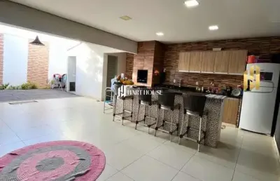 Casa em condomínio fechado com 3 quartos à venda na avenida das palmeiras, sem número, jardim imperial, cuiabá, 100 m2 por r$ 580.000