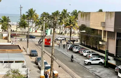 Amplo apartamento de 2 dormitórios, mobiliado, vista mar, à venda em guilhermina, praia grande/sp