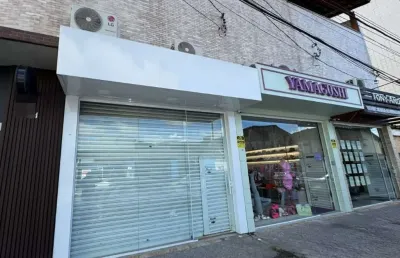 Loja para locação com mezanino no boqueirão, praia grande-sp: 1 sala, 1 banheiro, 1 vagas na rua, 60m² de área