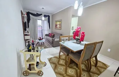 Lindo apartamento de  2 dormitórios, sendo 1 suíte, todo reformado a venda no bairro guilhermina em praia grande