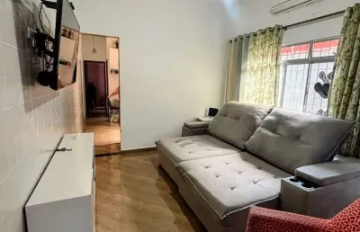 Imperdível oportunidade de casa à venda em praia grande-sp, bairro ocian: 2 quartos, 1 suíte, 1 sala, 2 banheiros, 2 vagas, 125m².
