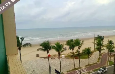 Apartamento 2 dormitórios em prédio frente ao mar, vista mar da sacada  à venda no caiçara em praia grande