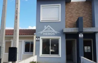 Casa com 2 quartos à venda na rua josé iuchno, 1, hípica, porto alegre por r$ 299.000