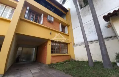 Casa em condomínio fechado com 3 quartos à venda na rua general gomes carneiro, 80, medianeira, porto alegre por r$ 580.000