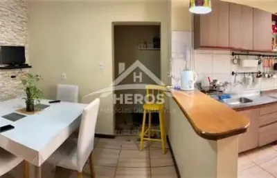 Apartamento com 3 quartos à venda na avenida eduardo prado, 2225, cavalhada, porto alegre por r$ 299.000
