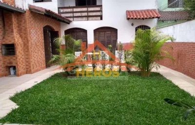 Casa com 3 quartos à venda na rua adão pinheiro da silva, 330, ipanema, porto alegre por r$ 742.000