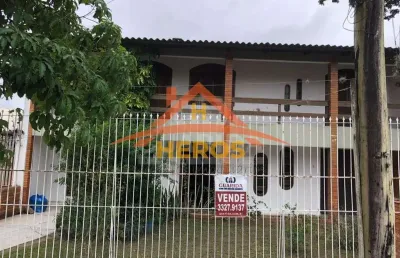 Casa em condomínio fechado com 3 quartos à venda na rua mathilde zatar, 128, nonoai, porto alegre por r$ 690.000