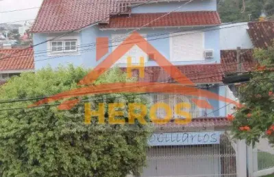 Casa com 4 quartos à venda na rua professora thereza noronha, 70, espírito santo, porto alegre por r$ 1.290.000