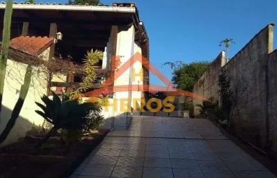 Casa com 4 quartos à venda na rua stringhini, 1060, restinga, porto alegre por r$ 300.000