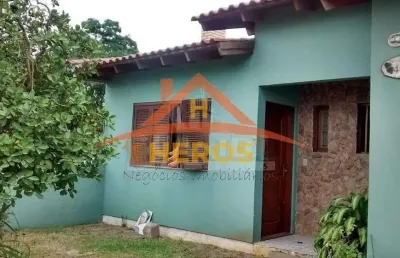Casa com 3 quartos à venda na avenida edgar pires de castro, 400, hípica, porto alegre por r$ 780.000