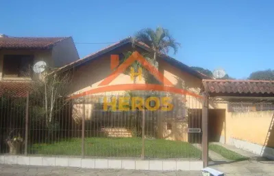 Casa com 7 quartos à venda na rua engenheiro tito marques fernandes, 65, ipanema, porto alegre por r$ 899.000