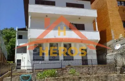 Casa em condomínio fechado com 4 quartos à venda na praça são caetano, 84, teresópolis, porto alegre por r$ 1.490.000