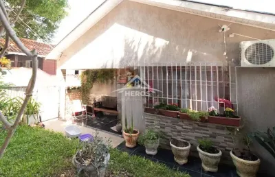 Casa com 5 quartos à venda na rua antônio josephino perrone, 213, espírito santo, porto alegre por r$ 380.000