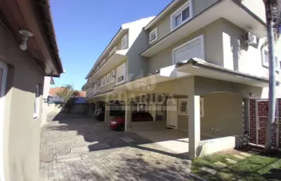 Casa em condomínio fechado com 4 quartos à venda na rua caeté, 65, vila assunção, porto alegre por r$ 1.645.000