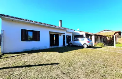 Casa de 2 dormitórios, bem localizada! aproveite esta oportunidade.