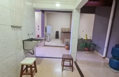 Casa com 3 quartos à venda no Jardim Brasília, Uberlândia 