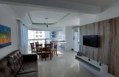 Apartamento com 3 quartos para alugar na Rua 239, 55, Meia Praia, Itapema