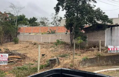 Terreno à venda na Rua Laudelina De Oliveira, Centro, Pequeri