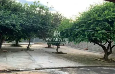 Casa, 3q 1 suite, quintal com pomar, barracão, garavelo, ao lado da av da paz