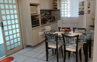 Casa com 3 quartos à venda na rua do mecânico, planalto, uberlândia, 150 m2 por r$ 560.000