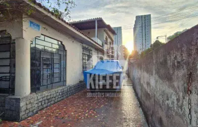 Casa com anexo – ideal para fins multifamiliares | terreno plano de esquina | localização privilegiada