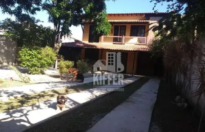 Casa á venda em itaipu  niterói/rj  com 5 quartos sendo 2 suítes
