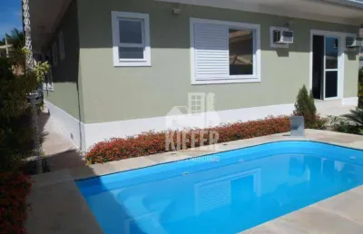Casa linear alto padrão com piscina e 4 quartos no condomínio várzea green – niterói