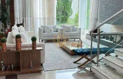 Casa ampla com 4 suítes em condomínio fechado no campo comprido