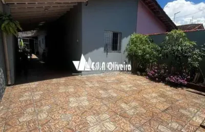 Casa em mongaguá, 400 metros da rodovia na cidade de mongaguá 