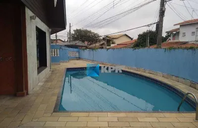 Casa à venda, 499 m² de área construída, ótima localização, 3 dormitórios, 2 suítes, piscina, no jardim das indústrias, são josé dos campos/sp!