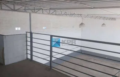 Galpão à venda ou locação, 300 metros de terreno, 125 de área construída.