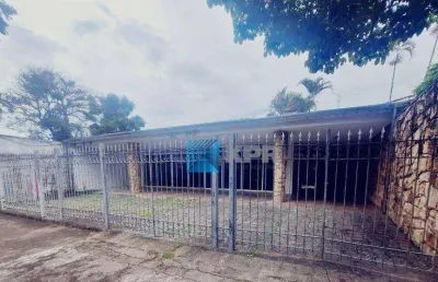 Casa à venda, térrea,  ótima localização, no jardim esplanada, desocupada, com habite-se comercial! agende uma visita!