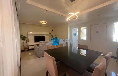 Casa à venda, imóvel de luxo com quintal amplo e gourmet planejada!
