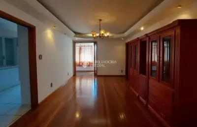 Apartamento com 3 quartos para alugar na rua mucio teixeira, 693, menino deus, porto alegre, 200 m2 por r$ 4.900