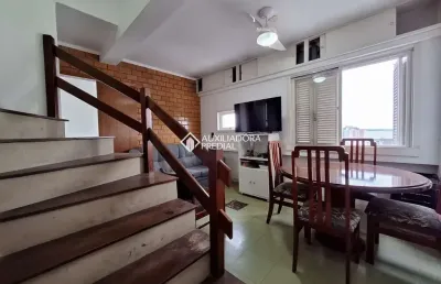 Cobertura com 2 quartos para alugar na rua duque de caxias, 1735, centro histórico, porto alegre, 98 m2 por r$ 2.300