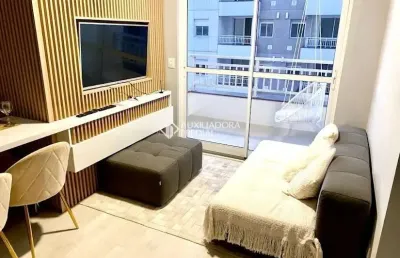 Apartamento com 2 quartos para alugar na rua airton ferreira da silva, 295, farrapos, porto alegre, 50 m2 por r$ 2.700
