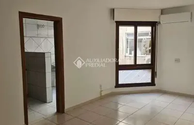 Apartamento com 2 quartos para alugar na rua mali, 166, vila ipiranga, porto alegre, 96 m2 por r$ 2.100