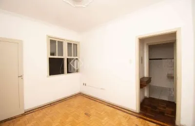 Apartamento com 2 quartos para alugar na avenida protásio alves, 1793, rio branco, porto alegre, 50 m2 por r$ 1.500
