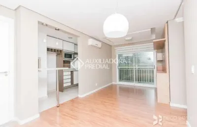 Apartamento com 3 quartos para alugar na rua teotônia, 300, camaquã, porto alegre, 72 m2 por r$ 3.500