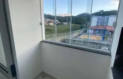 Apartamento com 2 quartos à venda na rua homero de miranda gomes, 1197, fundos, biguaçu, 51 m2 por r$ 245.000