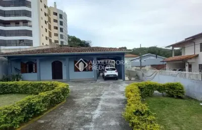 Casa com 3 quartos à venda na rodovia joão paulo, 1700, joão paulo, florianópolis, 162 m2 por r$ 4.500.000